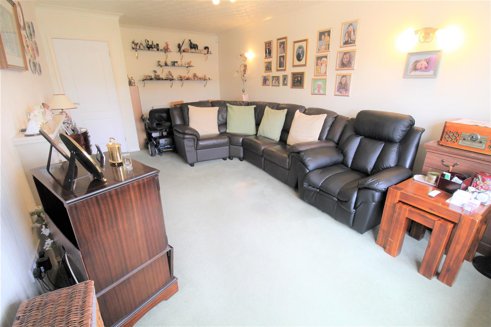 Crossdale Avenue, Baddeley Green, Stoke-On-Trent